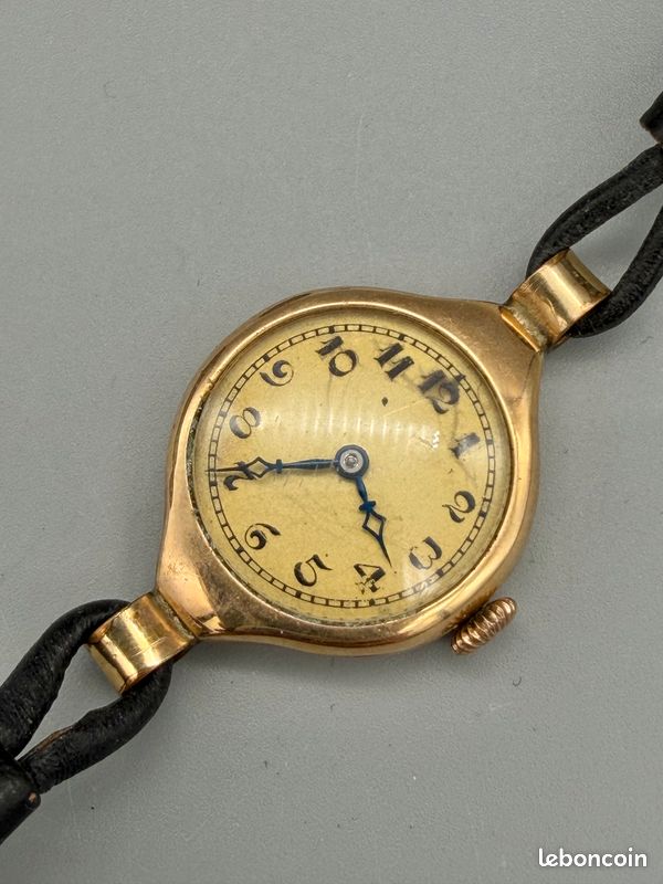 Montre vintage plaqué or en bon état général et de fonctionnement. Boîtier de 22mm (image 3)