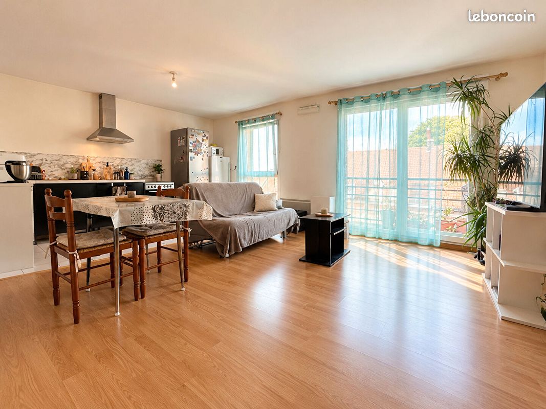 Appartement 2 pièces 55 m² · à Croix · 55 m² · 851 €/mois