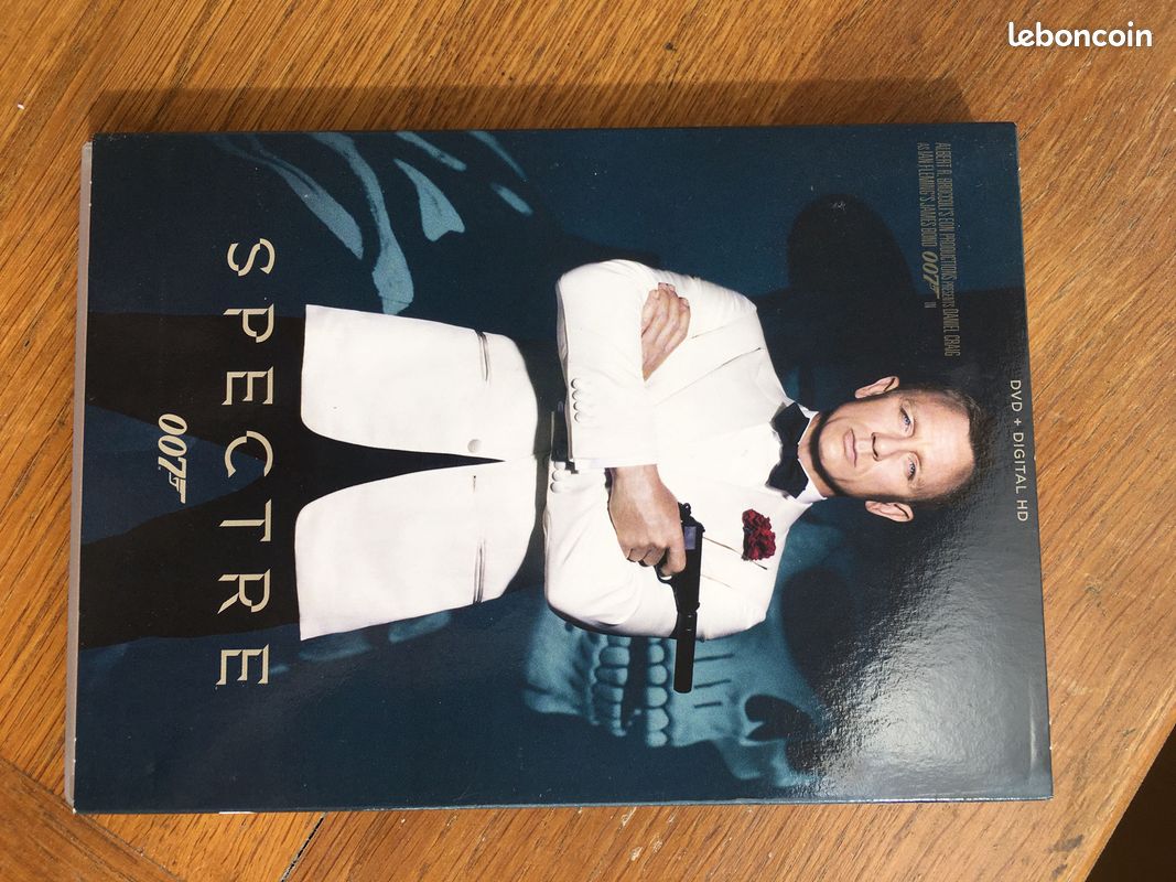 James BOND 007 (image 3)