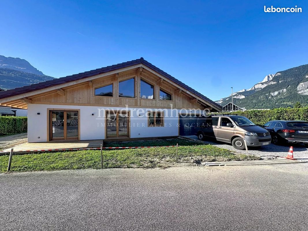 Maison 4 pièces 138 m² · à Sallanches · 138 m² · 660 000 €
