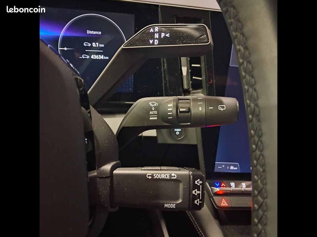 RENAULT Megane E-Tech EV60 220 ch super charge Techno (image 26)