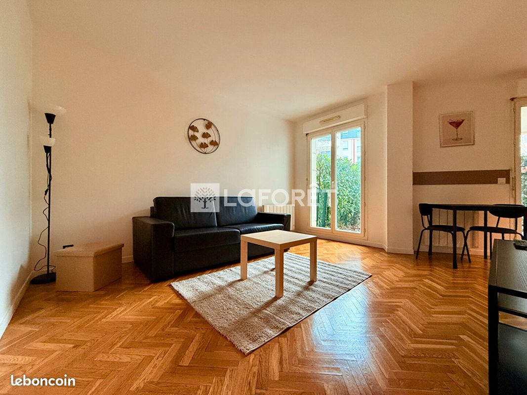 Appartement 1 pièce 28 m² · au Plessis-Trévise · 28 m² · 830 €/mois