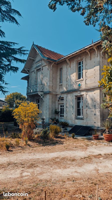 Maison 7 pièces 164 m² · à Fargues-Saint-Hilaire · 164 m² · 714 000 €