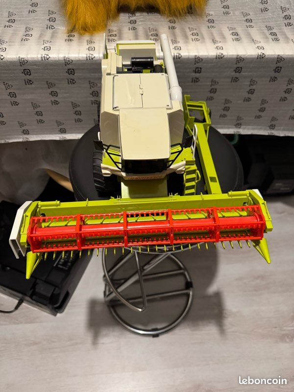 Moissonneuse Claas Lexion 480 avec remorque porte coupe / état comme neuf (image 2)