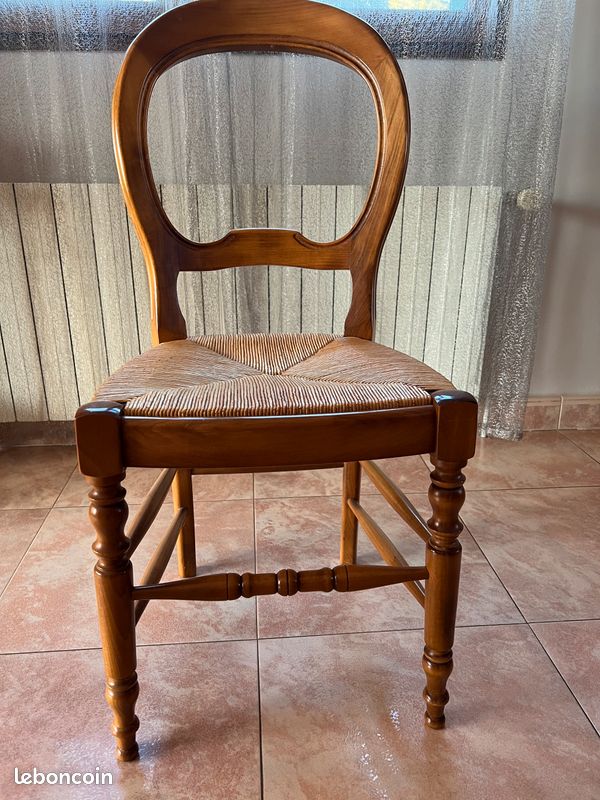 Chaises en hêtres teintés noyer (image 2)
