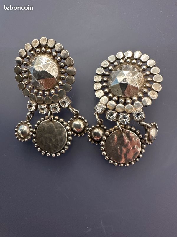 Vintage boucles d’oreilles en clip de couleur argent avec decoration diamante (image 3)