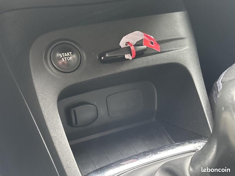 Renault Captur 1.5 dCi 90ch Stop&Start energy Intens eco² (image 19)