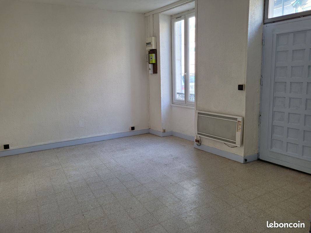 Appartement 1 pièce 23 m² · à Bourges · 23 m² · 400 €
