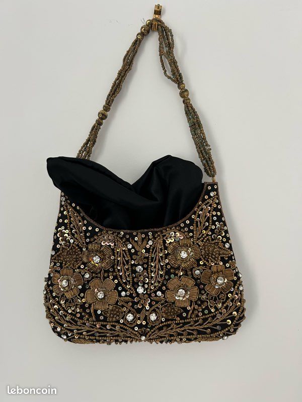 Sac vintage perlé et brodé – pièce élégante et unique (image 6)