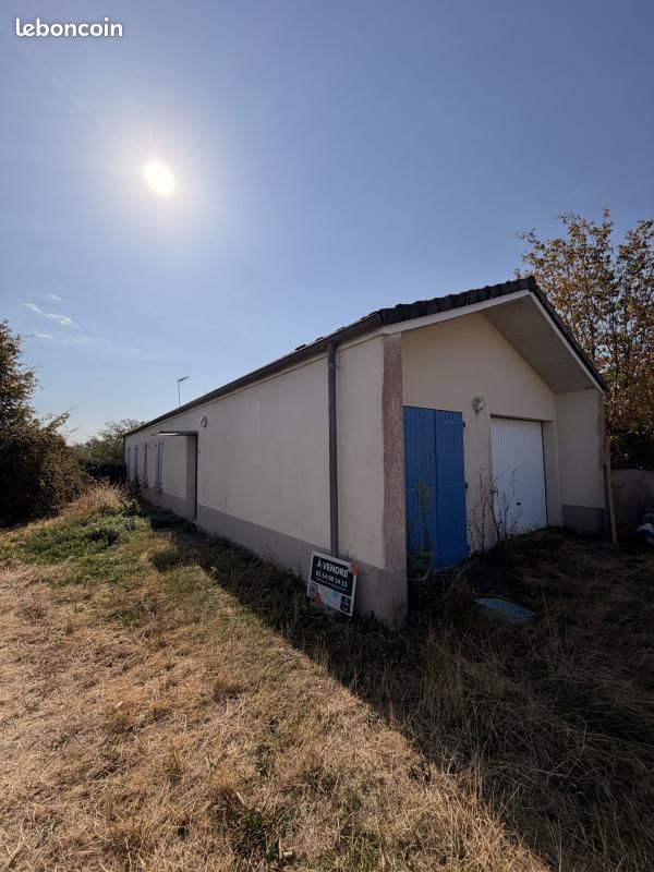 Maison 3 pièces 79 m² · à Saint-Denis-de-Jouhet · 79 m² · 65 000 €