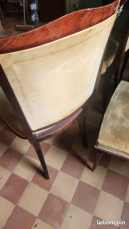 Table et ses chaises (image 6)