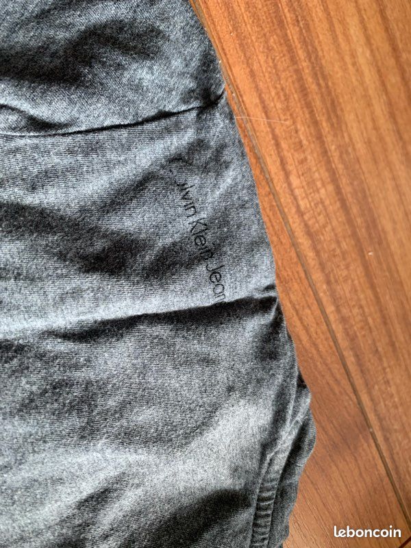 TEE shirt Calvin Klein (image 4)