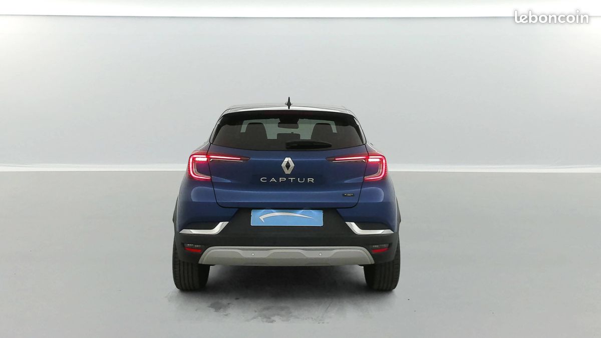 RENAULT Captur E-Tech full hybrid 145 Techno (image 4)