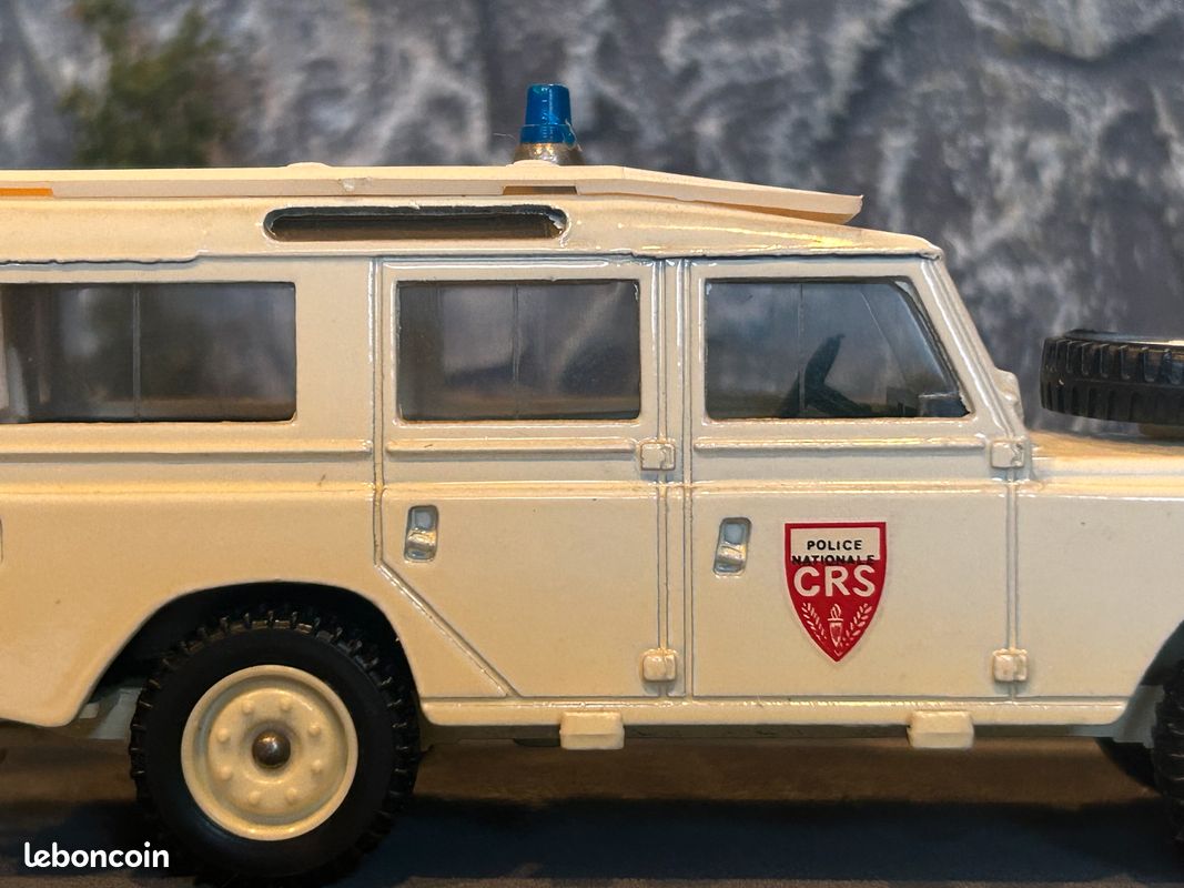 Land Rover - Range Rover 4 Doors Police GB - Modèle Presse - 1/43