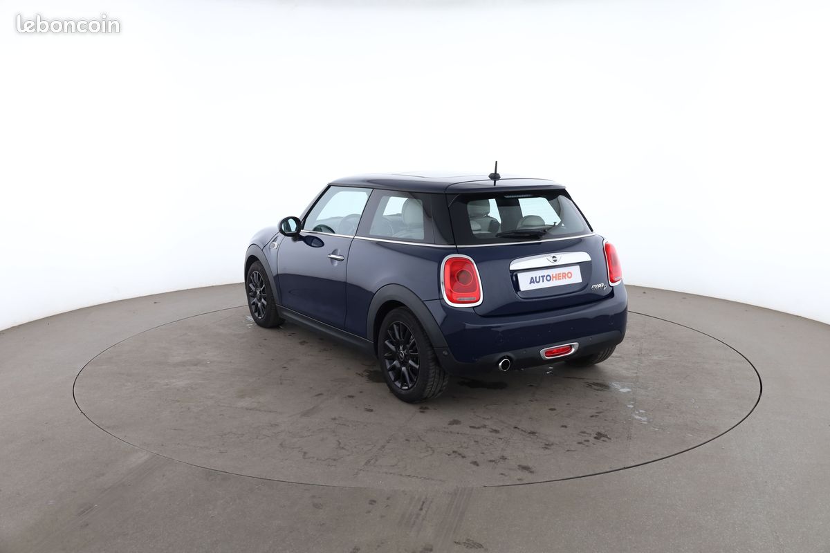 MINI Mini Cooper D 3P 116 ch (image 2)