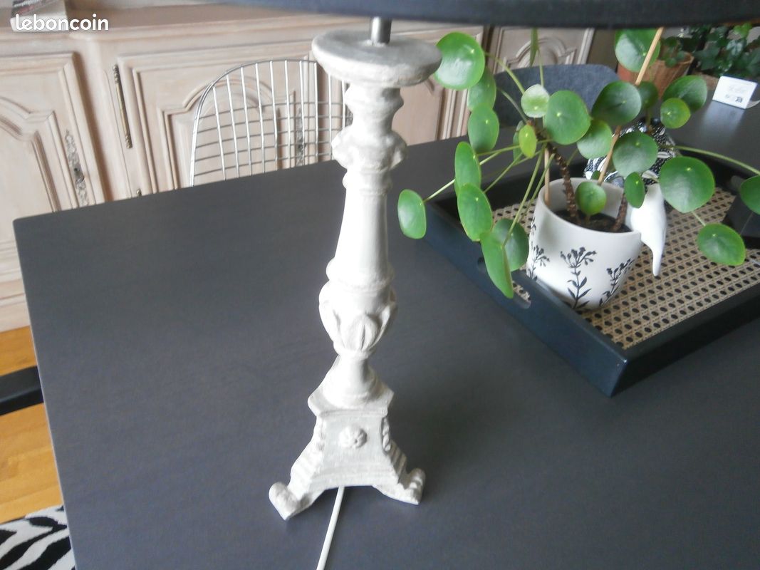 Lampe à poser taupe et noire (image 2)
