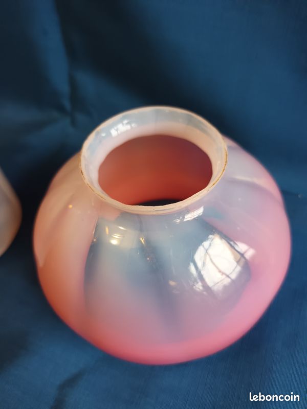 Rare ensemble lampe à pétrole et son globe en opaline rose – verre soufflé, côtes vénitiennes – XIXème (image 8)