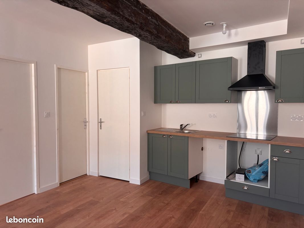 Appartement 2 pièces 45 m² · à Magnac-Laval · 45 m² · 450 €