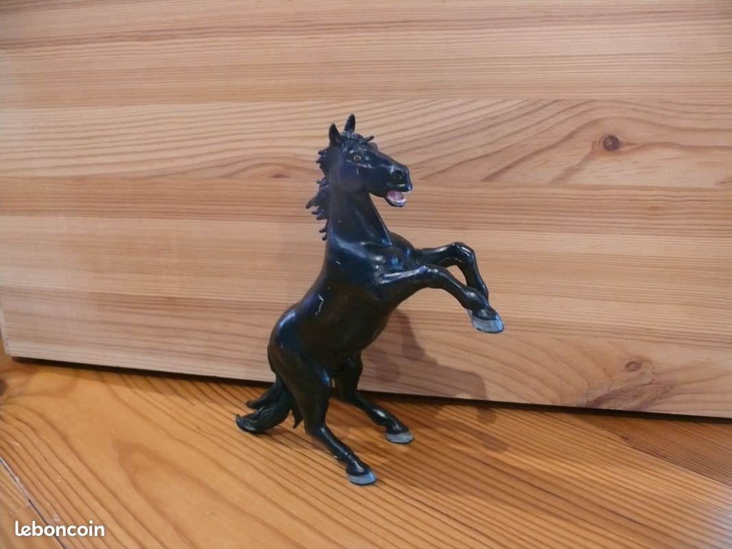 Papo étalon noir (image 1)