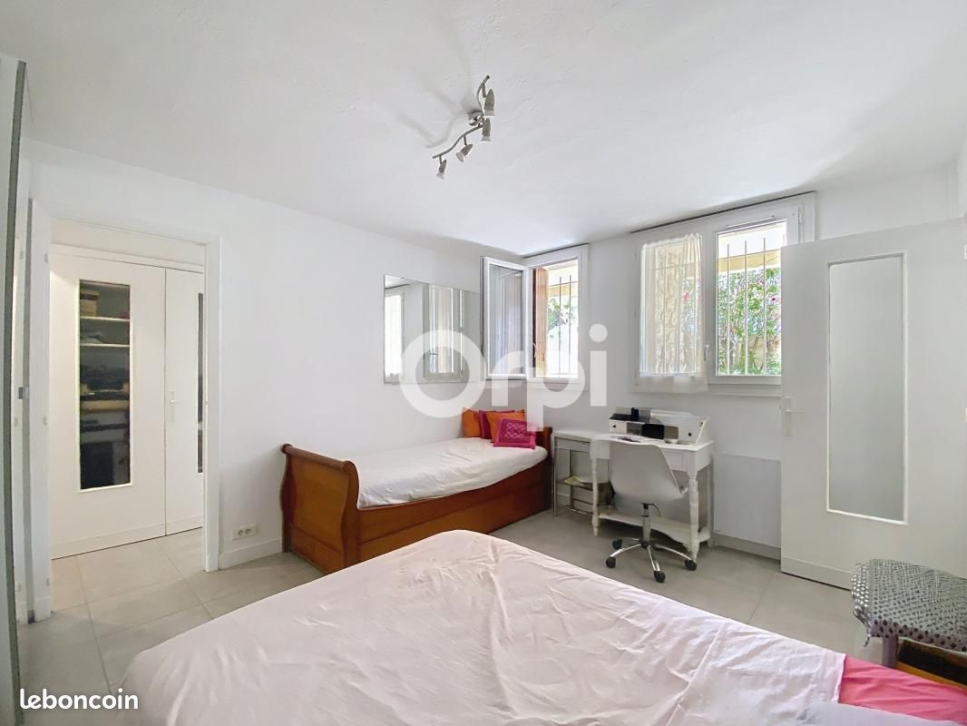 Appartement 1 pièce 33 m² · à Cassis · 33 m² · 260 000 €