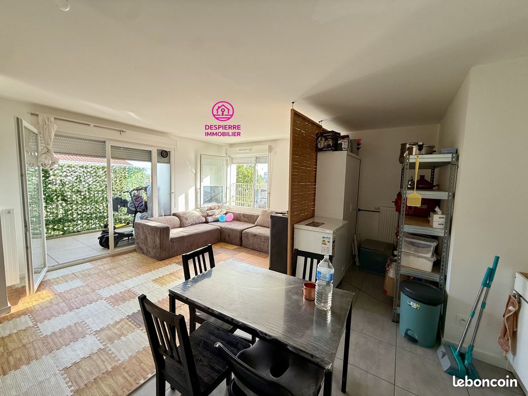 Appartement 4 pièces 84 m² · à Roussillon · 84 m² · 178 000 €