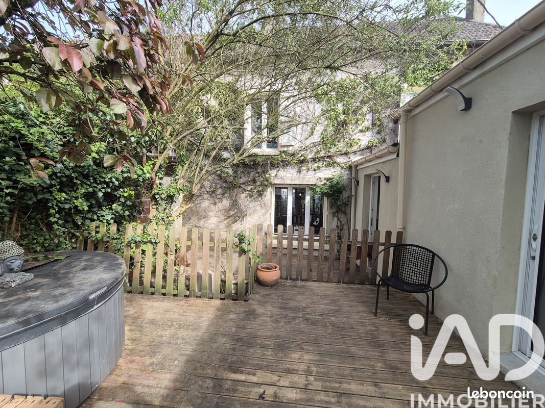 Maison 5 pièces 130 m² · à Montceaux-lès-Meaux · 130 m² · 299 000 €