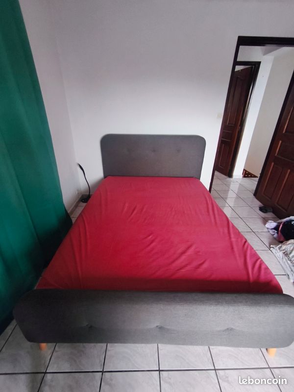 Sommier à lattes + matelas (image 1)