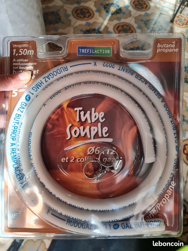 Tube souple raccord gaz (image 1)