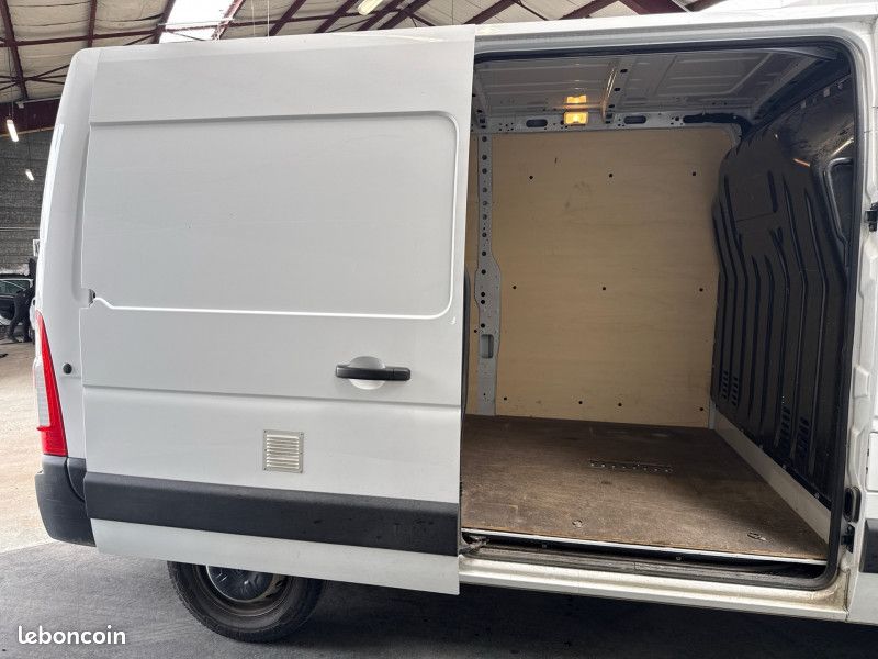 Renault MASTER III FG F3500 L2H2 2.3 BLUE DCI 135CH GRAND CONFORT EURO6 (image 9)
