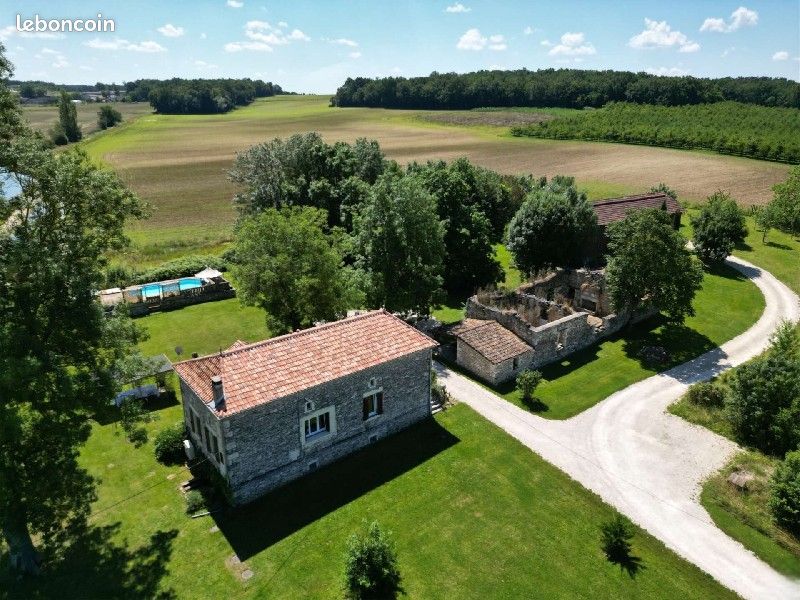 Maison 11 pièces 290 m² · à Monflanquin · 290 m² · 499 000 €