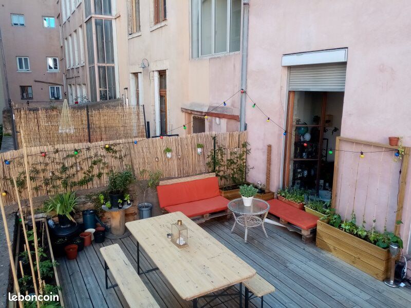 Appartement 2 pièces 37 m² · à Lyon · 37 m² · 880 €/mois