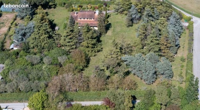 Terrain 800 m² Montlaur
