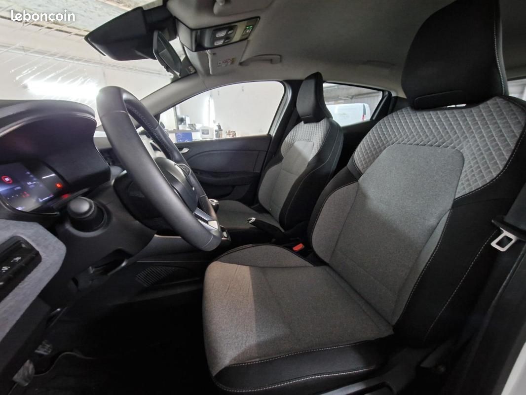 Renault Clio V SCe 65 Evolution (image 11)