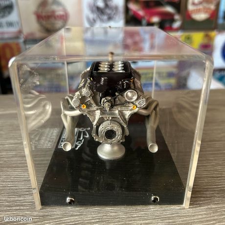 MOTEUR MINIATURE RENAULT F1 V10 RS 03 Williams Champion du Monde 1992 EUR 89,90 - FR