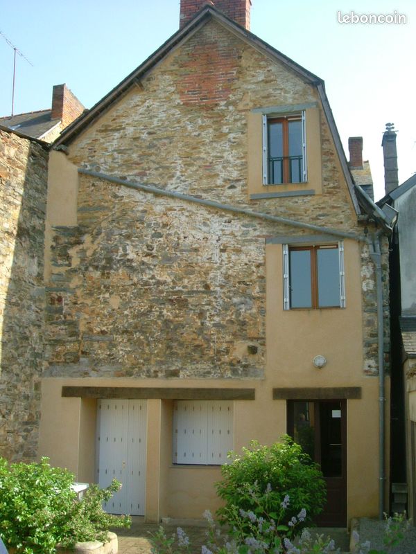 Appartement 1 pièce 27 m² · à Châteaubriant · 27 m² · 325 €/mois