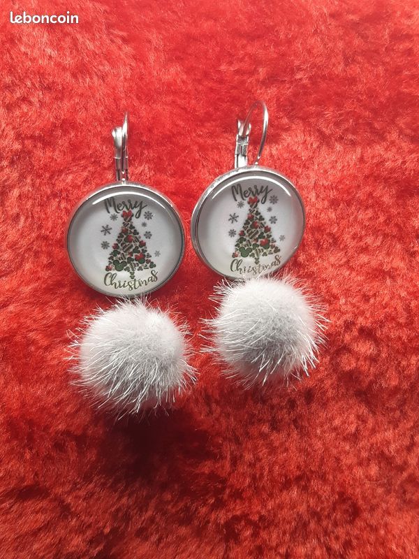 Boucles d'oreilles (image 1)