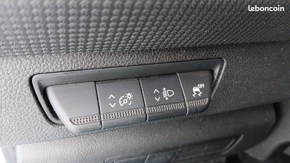 Renault kangoo van blue dci 95 extra 22 (image 10)