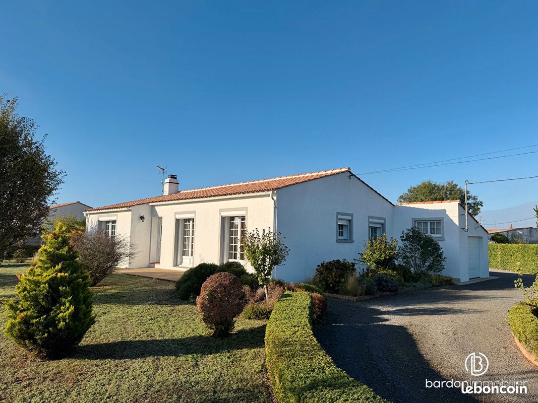 Maison 5 pièces 99 m² · à Beauvoir-sur-Mer · 99 m² · 299 600 €