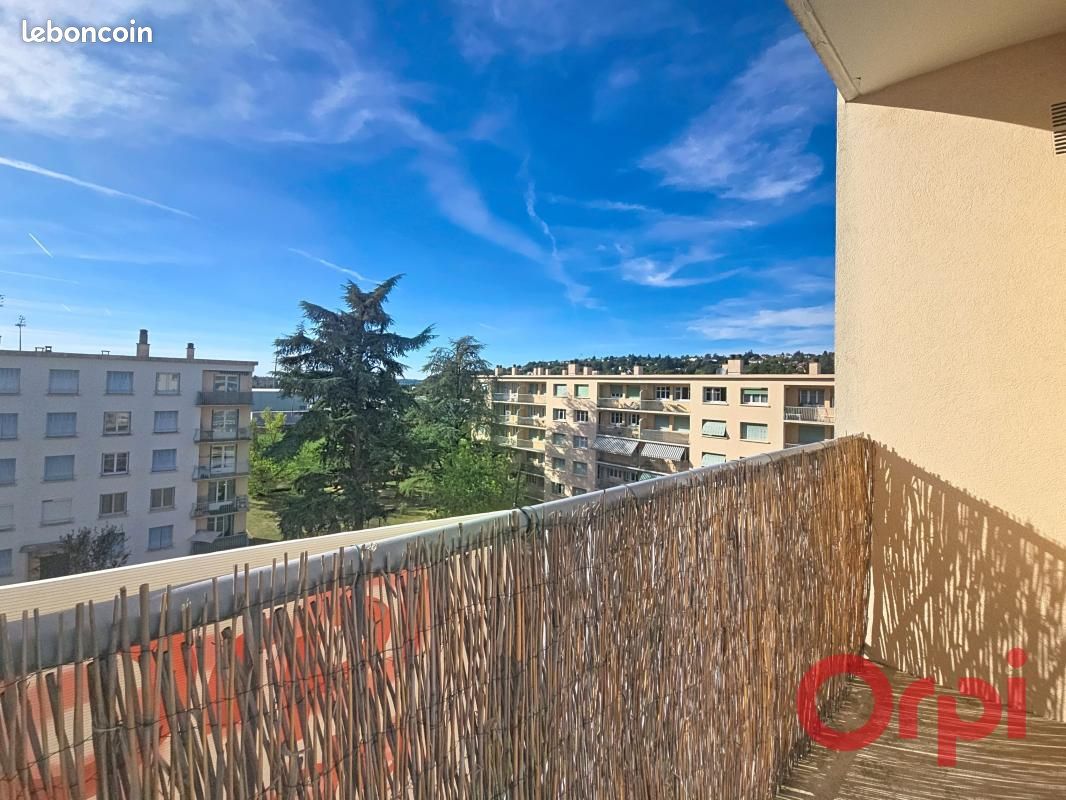 Appartement 2 pièces 42 m² · à Bourgoin-Jallieu · 42 m² · 99 000 €