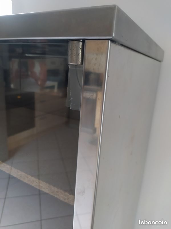 Vitrine médicale (image 4)