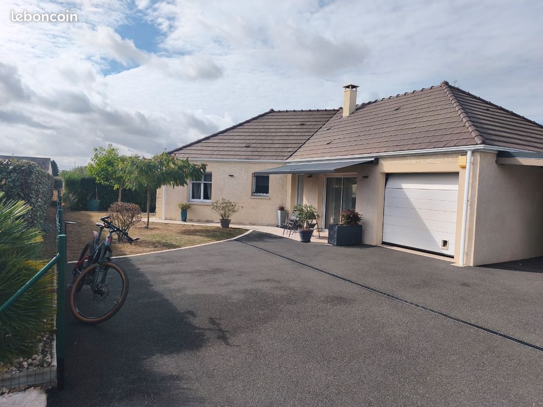 Maison 4 pièces 117 m² · à Corquilleroy · 117 m² · 250 000 €