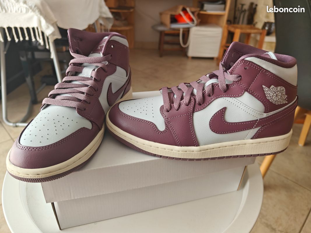 Nike Jordan mid Chaussures