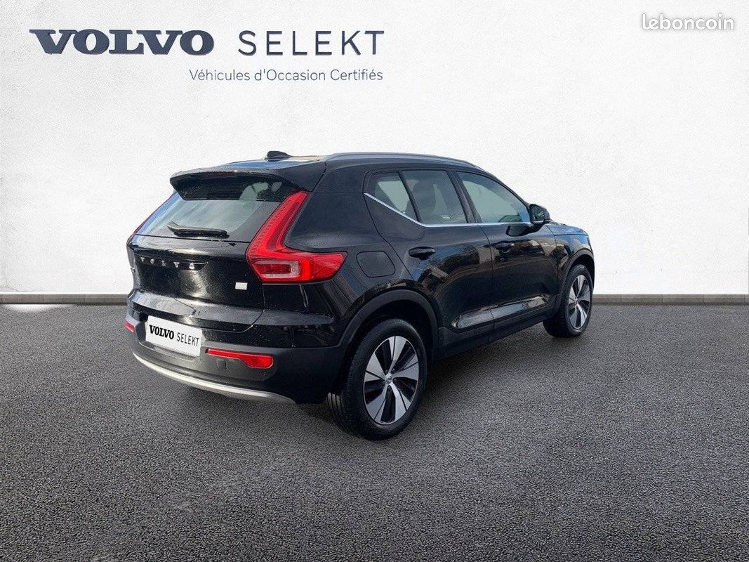 VOLVO XC40 T4 Recharge 129+82 ch DCT7 Business Voitures