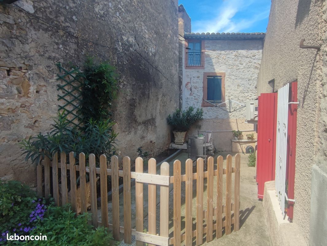 Maison 8 pièces 142 m² · à Ferrals-les-Corbières · 142 m² · 157 500 €