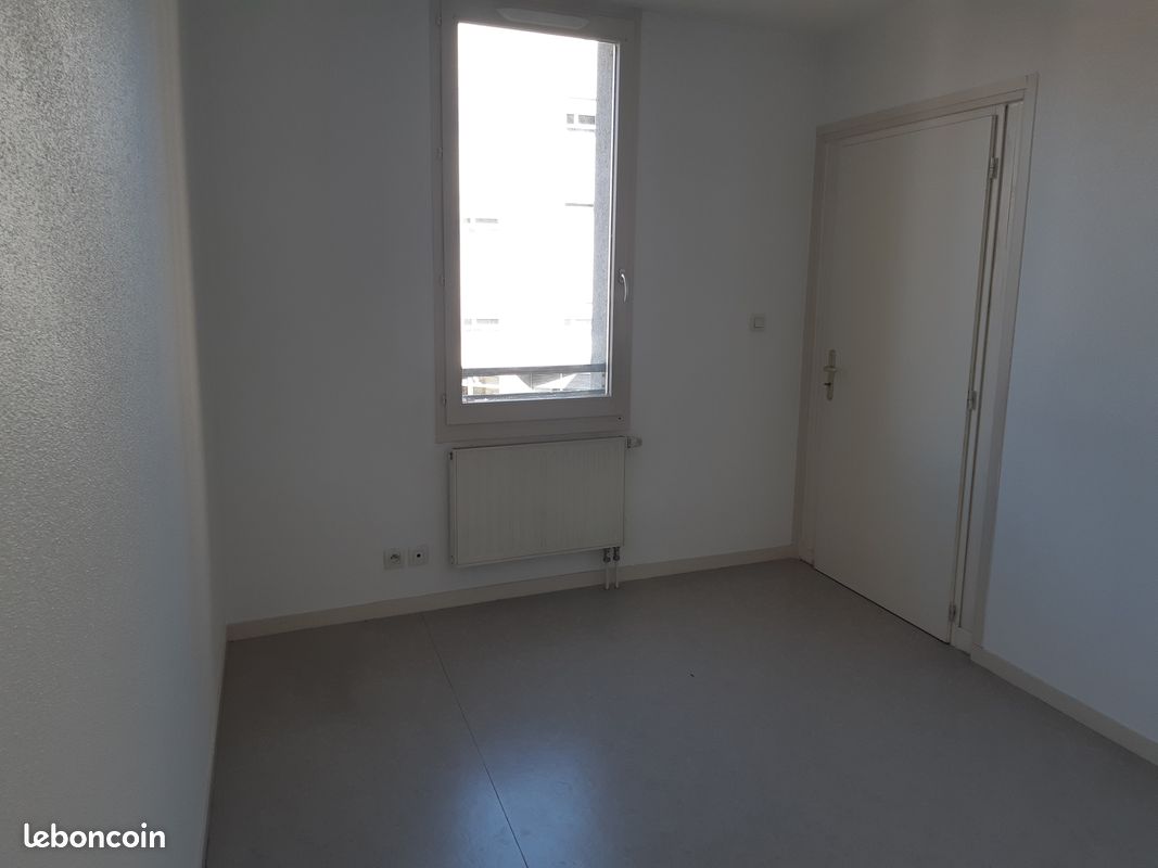 Appartement a louer lons-le-saunier - 3 pièce(s) - 50 m2 - Surfyn