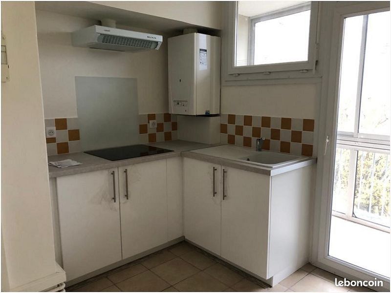 Appartement 4 pièces 65 m² · à Uzès · 65 m² · 776 €/mois