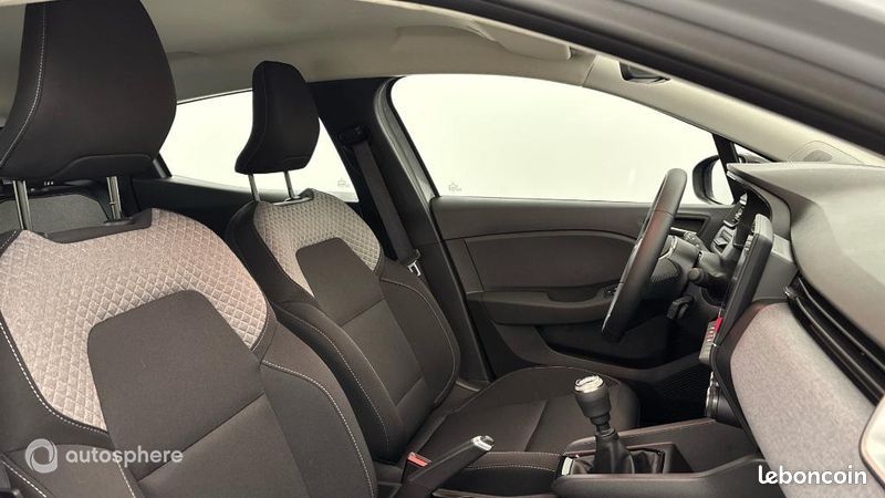 Renault Clio 1.5 dCi 100ch Evolution - 25 (image 15)
