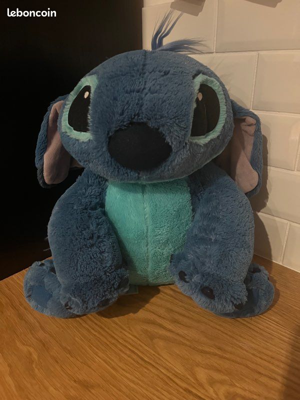Peluche stitch (image 1)