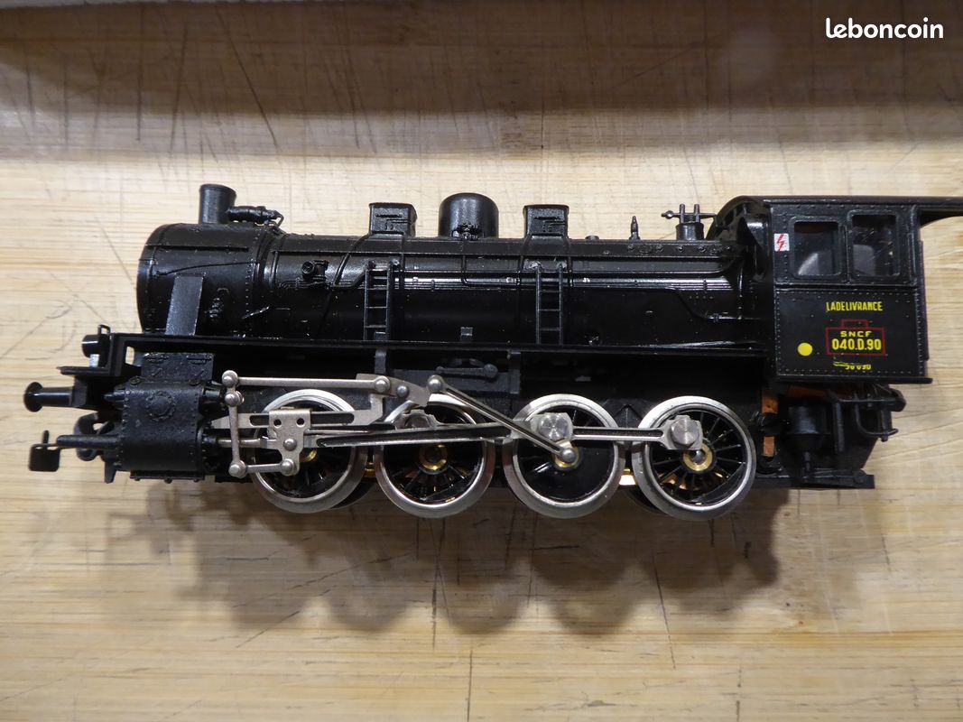 Locomotive Vapeur PIKO HO – La Délivrance 040.D.90 Avec Tender – Analogique