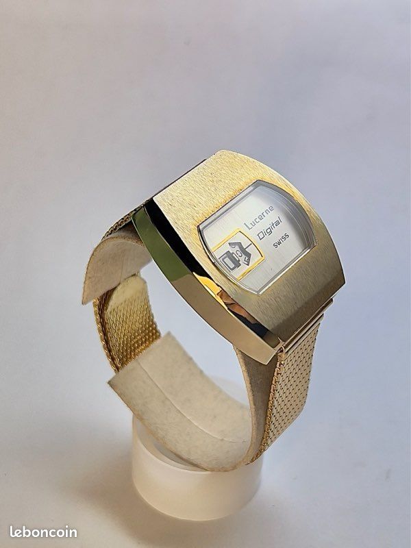 Montre Mécanique Vintage Lucerne Suisse 15 Bijoux - Plaquée Or 10 Carats, Occasion, à Remonter Manuellement